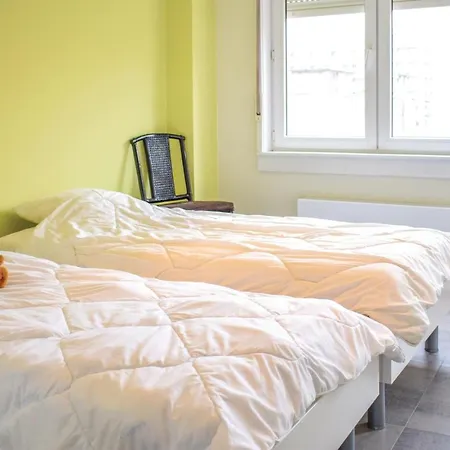 Quirinal - Ref 77 Apartman *